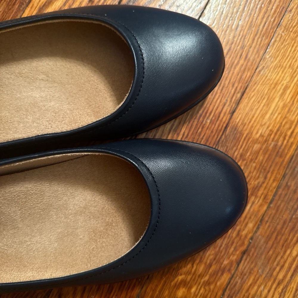 Naturalizer Navy Women's Flats